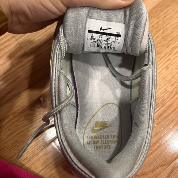 Nike Air Max 97 Gold and Silver Sneakers - Picture 3 of 4